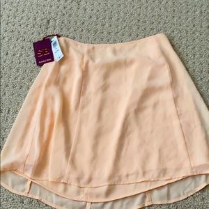 Aritzia Sunday’s Best Skirt